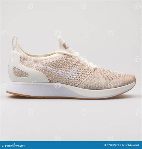 nike air zoom mariah flyknit racer damen beige|nike air zoom mariah review.